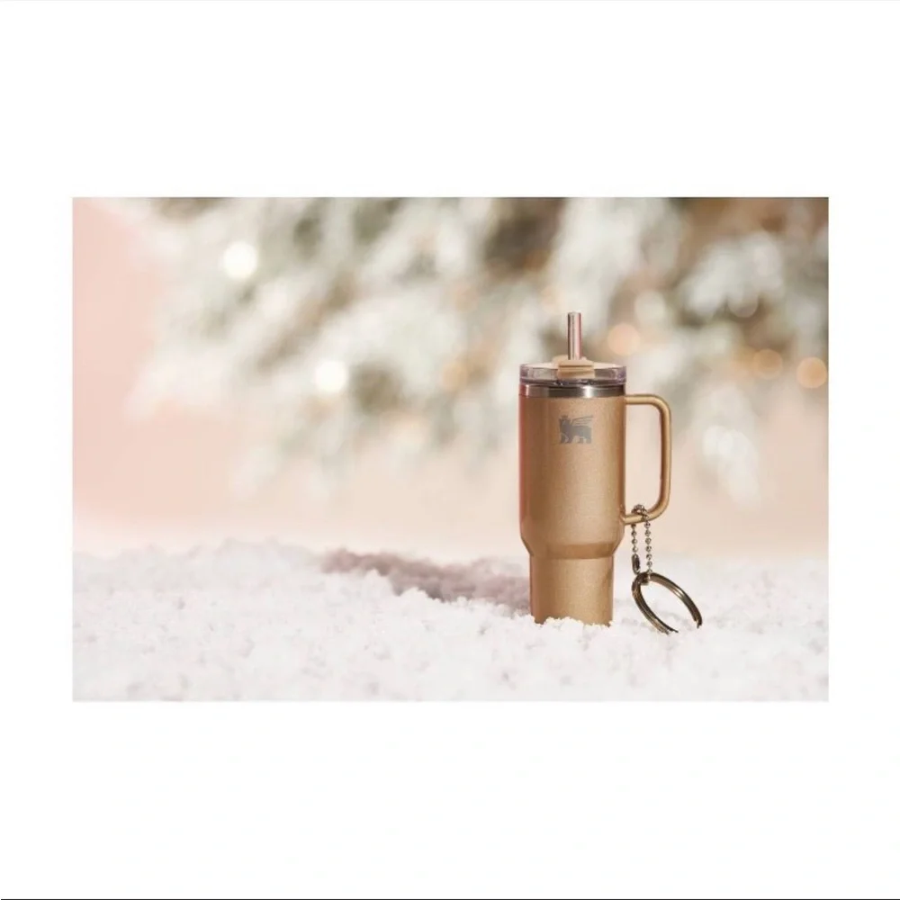 NIB Pair of Limited Edition e.l.f. x Stanley Water Bottle Keychain Ornaments